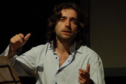 Giulio Cavalli, consigliere regionale di Italia dei valori.