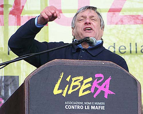 ciotti-libera-palco